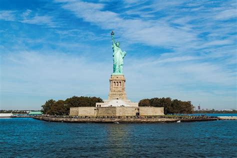 Fully Guided Statue Of Liberty Tour With Ellis Island New York City