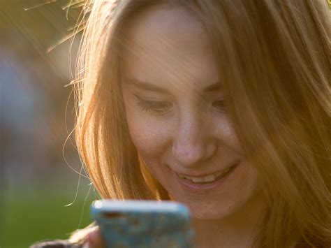 Online dating first message to a guy example. How Write a Man an Online Dating First Message