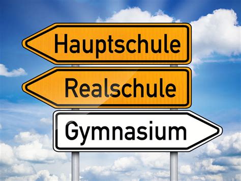 Schule f (genitive schule, plural schulen). Welche Schulform für mein Kind - Gymnasium, Haupt- oder ...