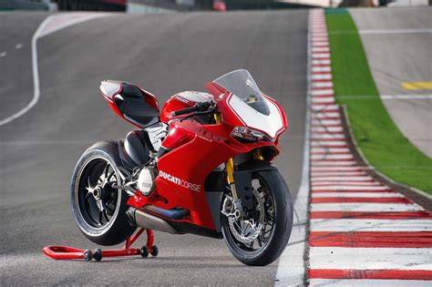 We have tried to incorporate price of all the available models and variants of ducati bikes in nepal. 2015 Ducati Panigale R Mega Gallery - Asphalt & Rubber