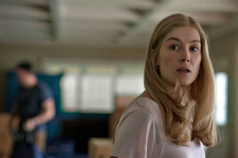 Rosamund Pike Fully Titular In Gone Girl Movie News More