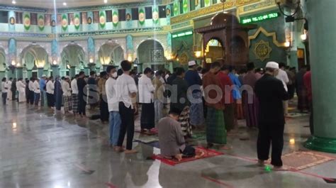 The kota kinabalu city mosque is the second main mosque in kota kinabalu, sabah, malaysia, after state mosque in sembulan. Jadwal Sholat dan Buka Puasa Kota Tangerang 13 April 2021 ...