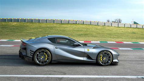 Ferrari Superfast Vers O Especial Motor Com Fotos