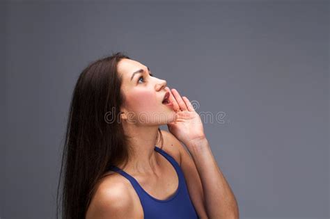 Close Up Screaming Brunette Woman Stock Image Image Of Emotion