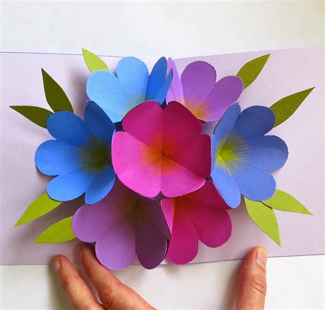 Craft Maniacs Flower Pop Up Card