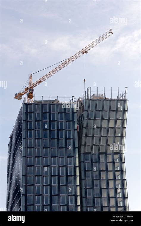 Hamburgs Tanzende Türme Dancing Towers Under Construction On