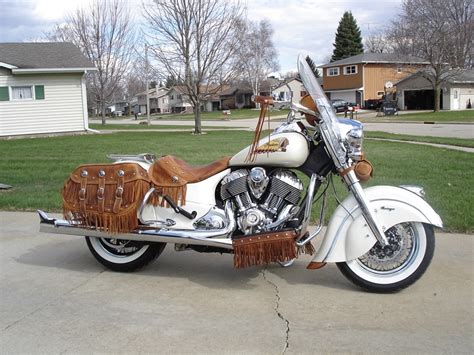 Personalize your indian chief vintage with genuine indian motorcycle parts & accessories and get rolling. 2014 Indian® Motorcycle Chief® Vintage (Diamond White ...