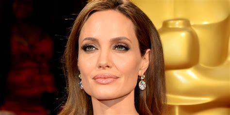Angelina Jolie se ha extirpado los ovarios para evitar el cáncer
