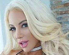 Everything About Nicolette Shea Her Biography Wiki Age Net Worth
