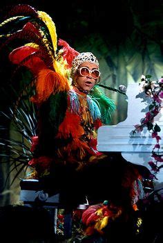See all the sunglasses, animal costumes and chest hair from 1973 on. 60 Best ELTON JOHN THEMED PARTY images | Captain fantastic ...