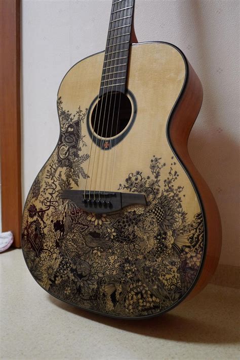 These Custom Acoustic Guitars Are Awesome Customacousticguitars Guitar Art Guitar