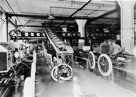 Celebrating the Moving Assembly Line in Pictures | Ford Media Center