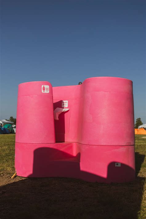 Lapee Female Urinal Designed To Reduce Festival Loo Queues Brighton Nachhaltiges Design Design