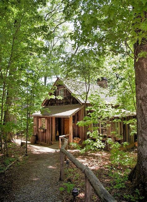 My mountain cabin rentals welcomes you to my mountain & blue ridge of north georgia. Cabin rentals near Asheville, North Carolina, in the Blue ...