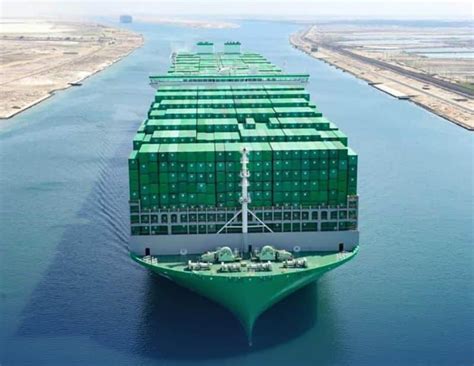 Captain Of Evergreen’s Mega Container Ship Felicitated After Vessel Transits Suez Canal