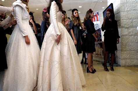Israeli Designers Make Modest Fashion Statement