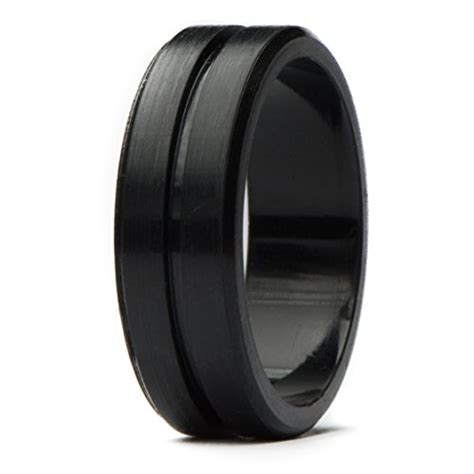 Qalo is based in california, and their silicone wedding rings include a failsafe sort of feature that means the rings will break cleanly if they are caught on. Unii Silicone Wedding Rings | Safety Rubber Wedding Bands ...