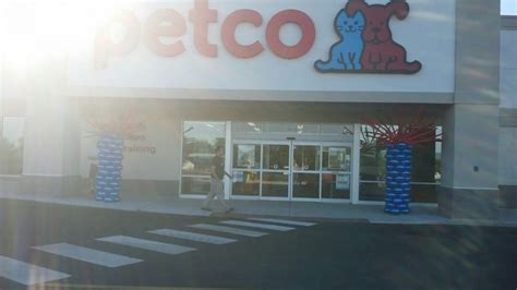 Petco Near Me 1500 Stores In In The Usa Canada And Mexico Timeline