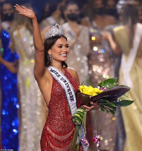 Miss Mexico Andrea Meza Is Crowned Miss Universe 2021 After 2020 Pageant Was Cancelled Due To