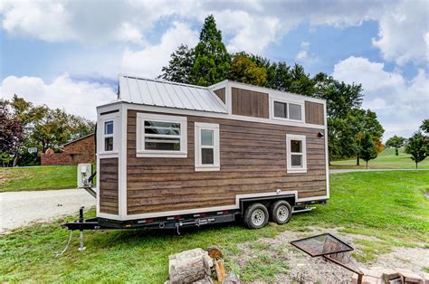 The Point Tiny House 20 Ft Thow With Stunning Layout