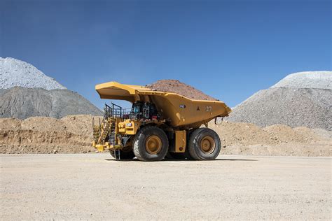 Caterpillar Unveils New Version Of The 793 Mining Truck With More