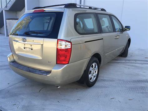 2007 Kia Carnival 8 Seater Automatic Gold Used Vehicle Sales
