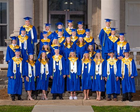 Thomas Jefferson Academy Holds Commencement Ceremony