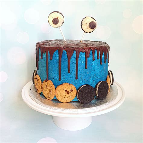 Cookie monster cake. buttercream cake, drip cake, oero cake | Cookie monster cake, Cake, Drip cakes
