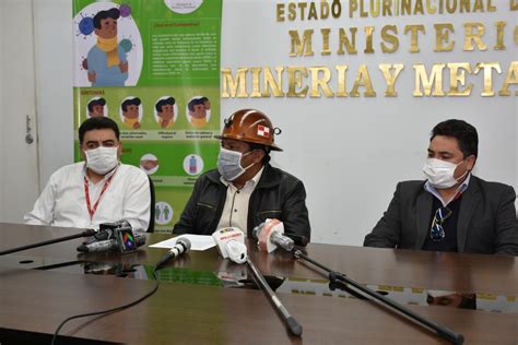 Ministro Huallpa Anuncia Medias Provisionales Para El Sect Flickr