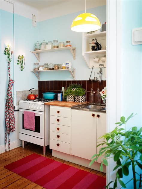 10 Cute Kitchen Decor Ideas