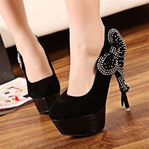 Best Christmas Gift Ideas For Your Wife Pouted Com Fashion Shoes Heels Heels Black