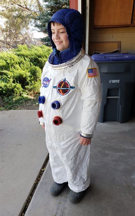 Super Easy Kids Astronaut Costume 6 Steps With Pictures Instructables