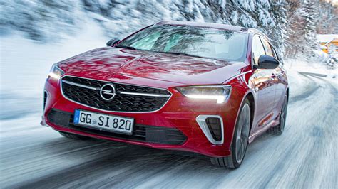 On the sides, the aerodynamically. Opel Insignia GSi (2021) - autohaus.de