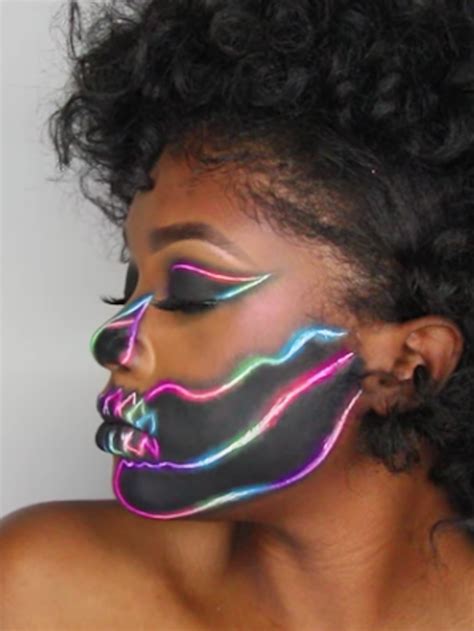 8 Skull Makeup Tutorials You Can Start Practicing Now Half Face