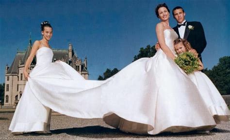 Steal That Style Andie Macdowell And Rhett Decamp Hartzog Celebrity Wedding Gowns Famous