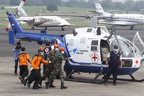 Helikopter Pmi Angkut Jenazah Korban Sukhoi Solopos Com Panduan