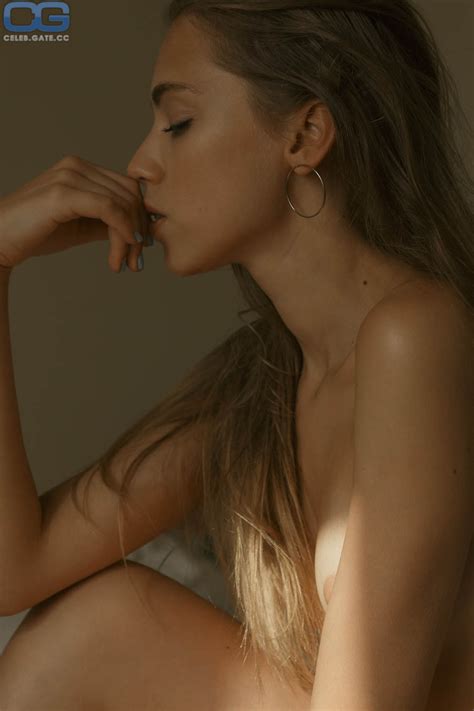 July Suntcova Nude Pictures Onlyfans Leaks Playboy Photos Sex Scene