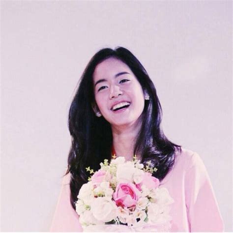 May 30, 2021 · โบว์ เมลดา สุศรี หรือชื่อเดิม หทัยภัทร สุศรี อายุ 25 ปี ชื่อเล่นจริงที่ครอบครัวตั้งให้คือ โบอิ้ง มีที่มาจากช่วงที่เครื่องบินโบอิ้งตก เป็นบุตร. โบว์ เมลดา-Fanpage - Home | Facebook