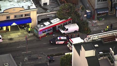 Muni Driver Who Crashed In Sf Building Last Month Dies Abc7 San Francisco