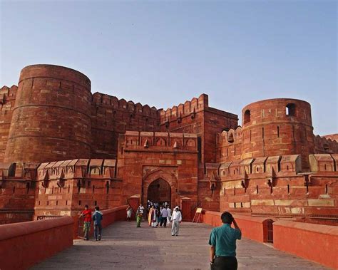 Top 3 Places To Visit In Uttar Pradesh