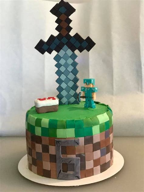 Minecraft Birthday Cake