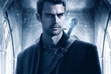 Theo James Back As The Vampire David In ‘underworld Blood Wars