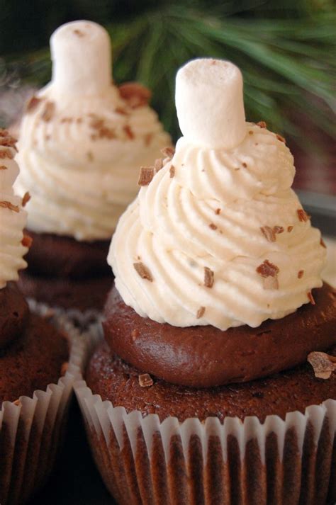 Bailey S Hot Cocoa Cupcakes Perfect For Christmas Eve Baileys Hot Hot Cocoa Cocoa