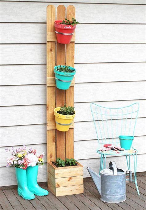 16 Diy Vertical Garden With Clay Pots Ideas To Try This Year Sharonsable
