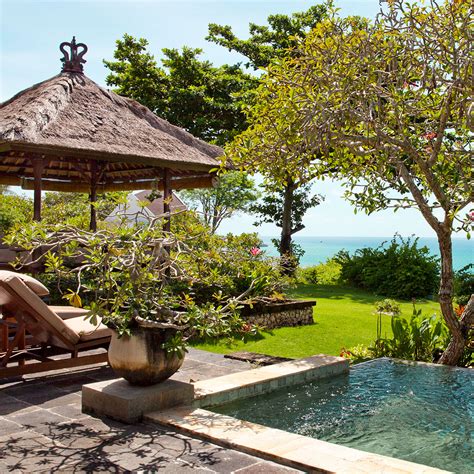 Ayana Resort Bali Jimbaran Bay Der Guide Michelin