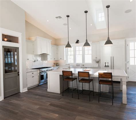 What pendant lights would look best in a vaulted ceiling? Vaulted ceilings in the kitchen, large island with pendant ...