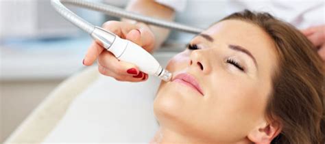 Microneedling is collagen induction therapy. Microneedling Update - Shedding Light On The Technology