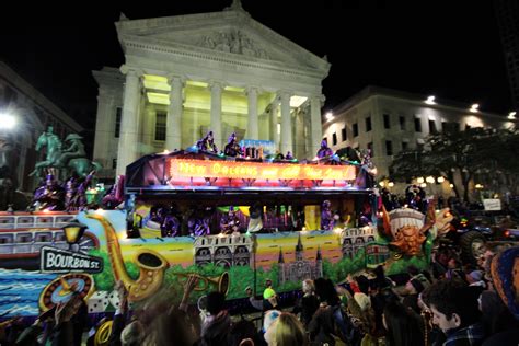 Mardi Gras Tour Packages New Orleans French Quarter Bourbon Street