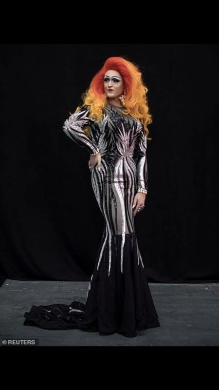 Arina Fox Drag Queen Act In Exeter South West Entertainers Worldwide