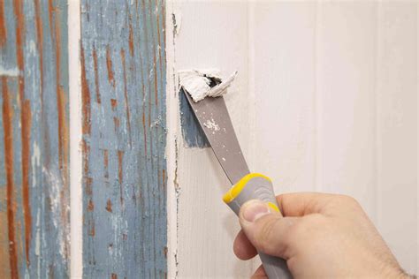 How To Scrape Paint With 3 Common Tools